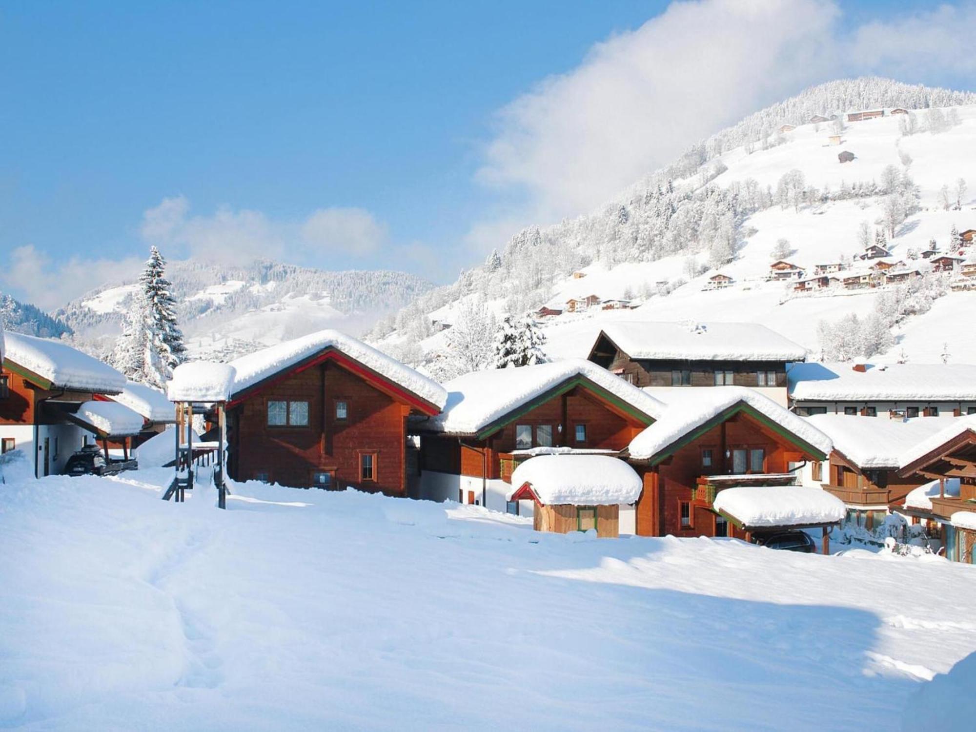 Holiday Village Wildschoenau, Wildschoenau-Нийдерау Екстериор снимка